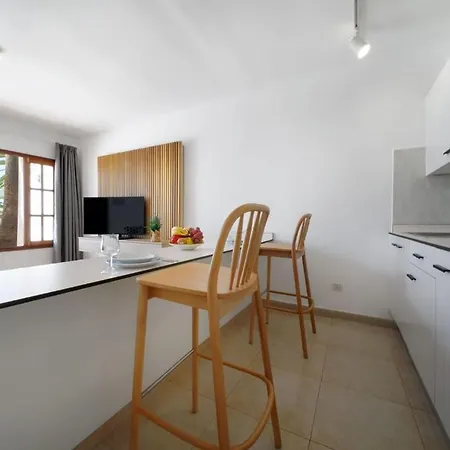 At 50m From The Ocean, With Wifi And Pool, In Puerto Del Carmen شقة