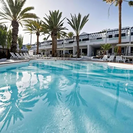 At 50m From The Ocean, With Wifi And Pool, In Puerto Del Carmen شقة *