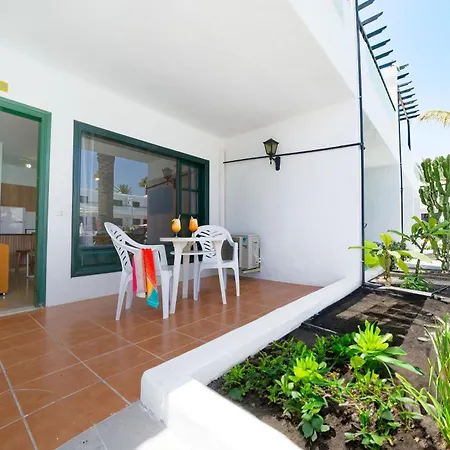 At 50m From The Ocean, With Wifi And Pool, In Puerto Del Carmen דירה פוארטו דל כרמן