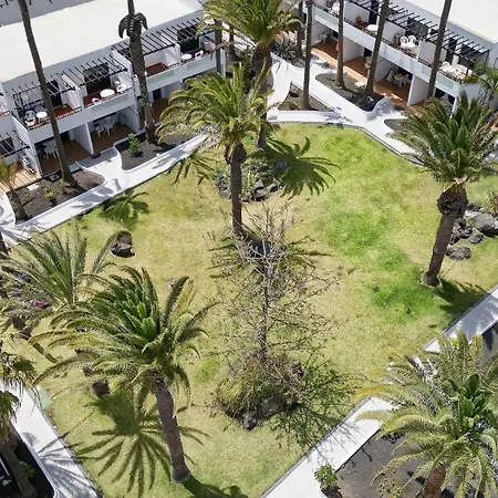 At 50m From The Ocean, With Wifi And Pool, In Puerto Del Carmen דירה