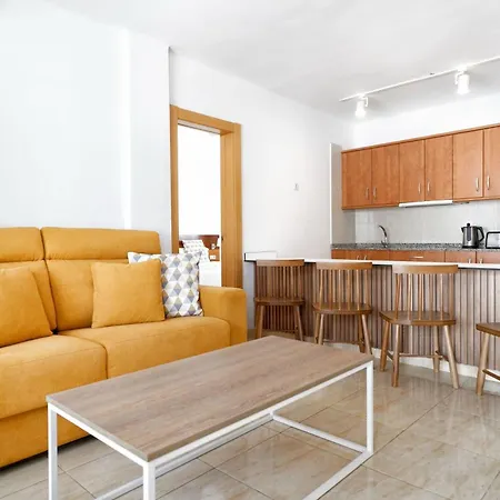At 50m From The Ocean, With Wifi And Pool, In Puerto Del Carmen Διαμέρισμα Πουέρτο Ντελ Κάρμεν